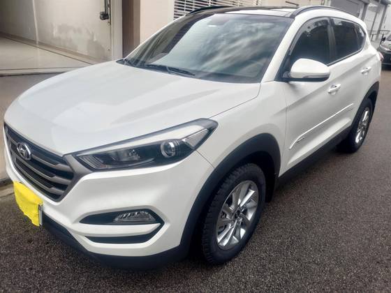 HYUNDAI TUCSON 1.6 16V T-GDI GASOLINA GLS ECOSHIFT HYUNDAI TUCSON 1.6 16V T-GDI GASOLINA GLS ECOSHIFT